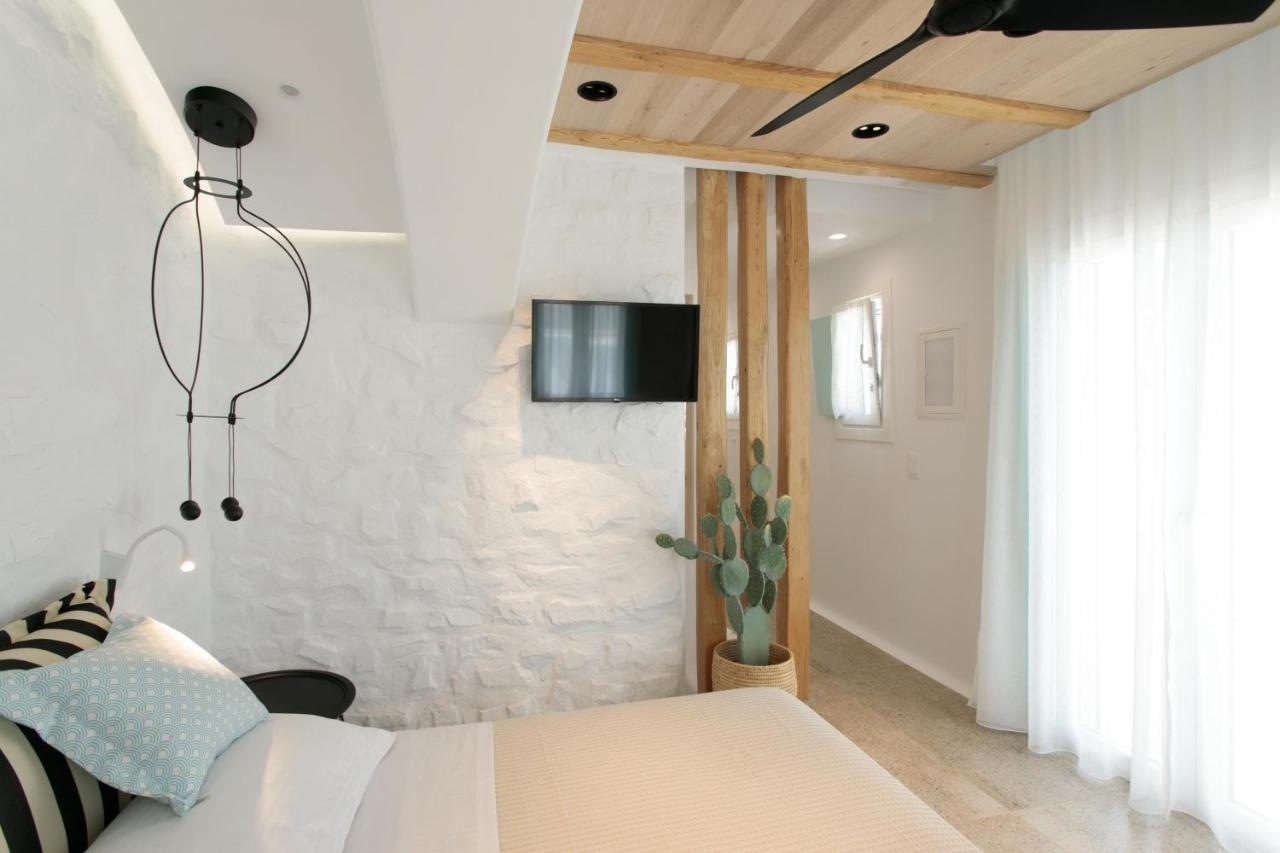 Majo Suites Hotel Agia Anna  外观 照片