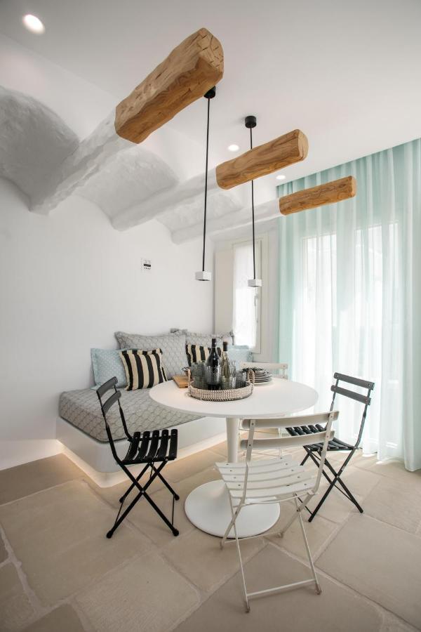 Majo Suites Hotel Agia Anna  外观 照片