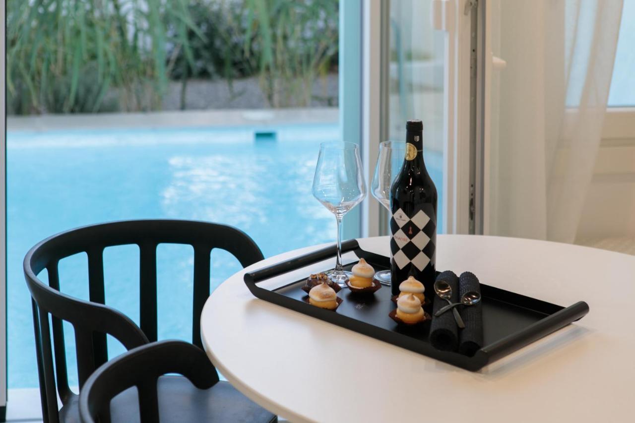 Majo Suites Hotel Agia Anna  外观 照片