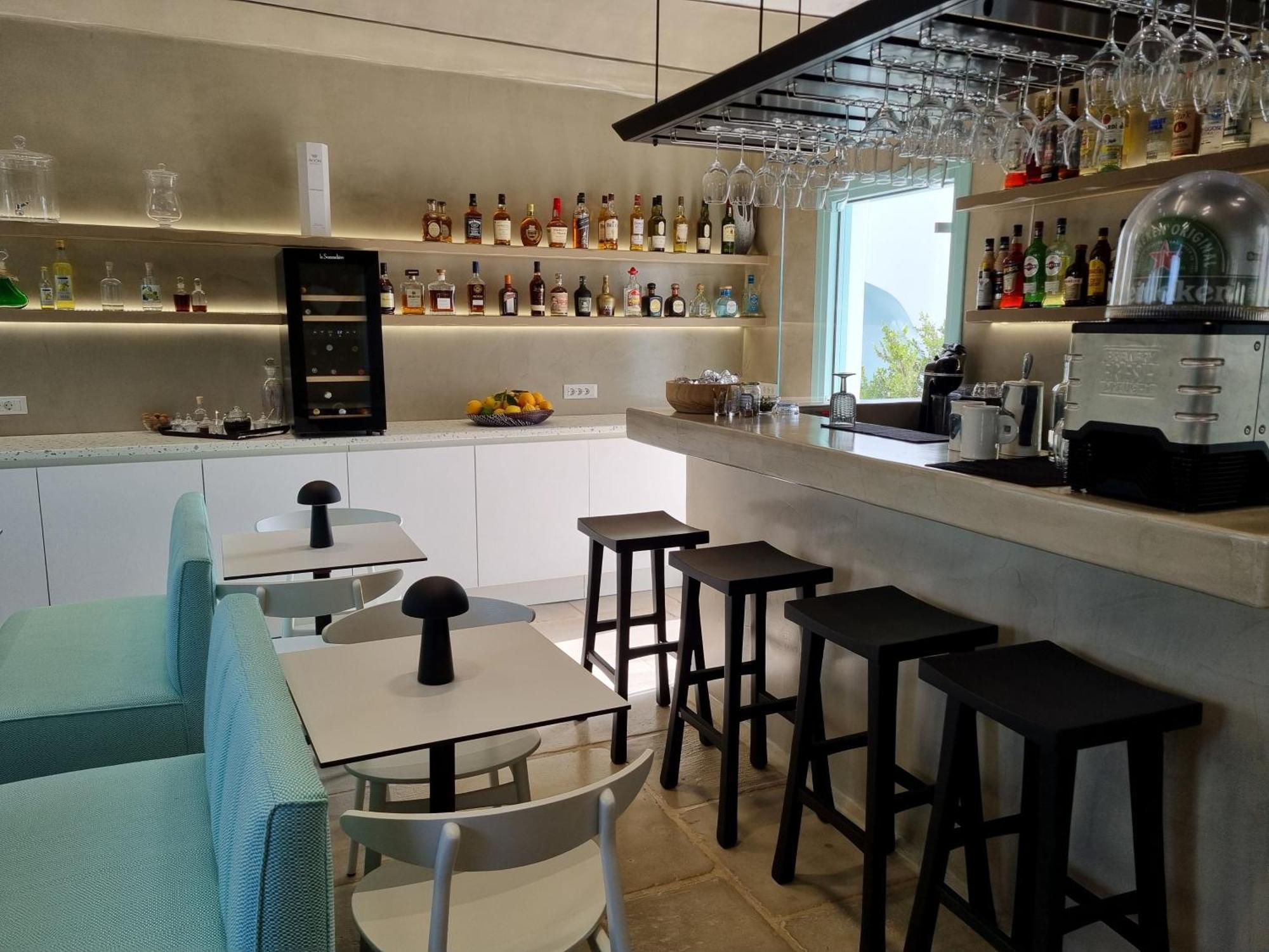 Majo Suites Hotel Agia Anna  外观 照片